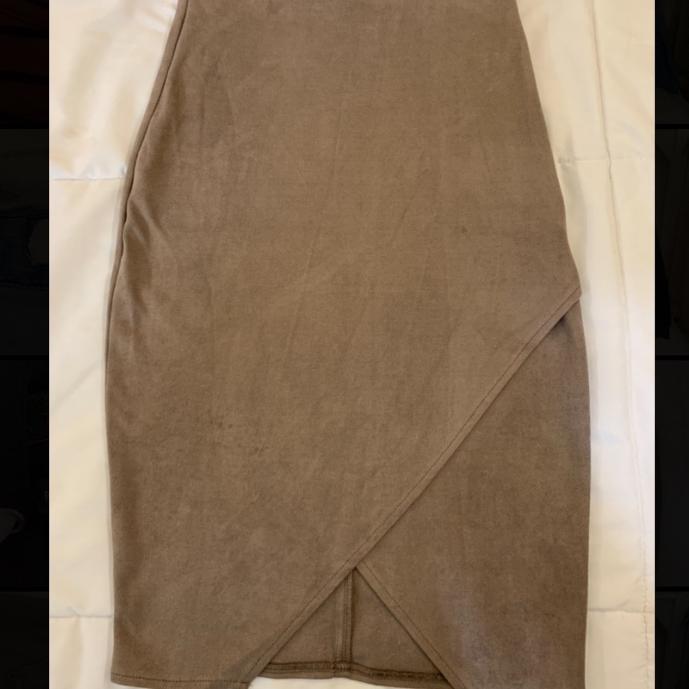 Misguided Cross Split Khaki Skirt